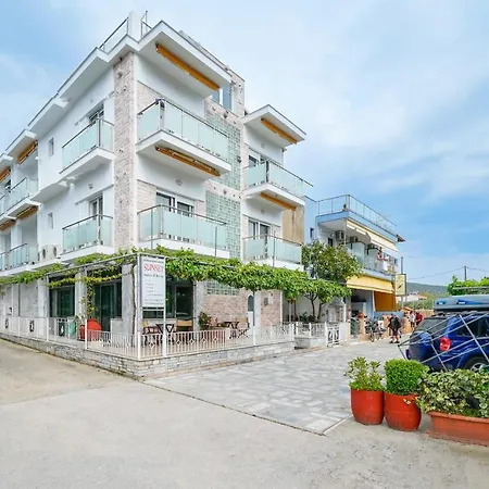 Aperito 公寓式酒店 波托什